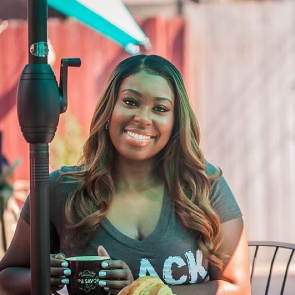 Meet your Posher, Capri